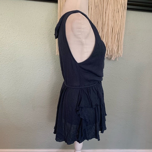 Free People sleeveless cross front top - Picture 4 of 8